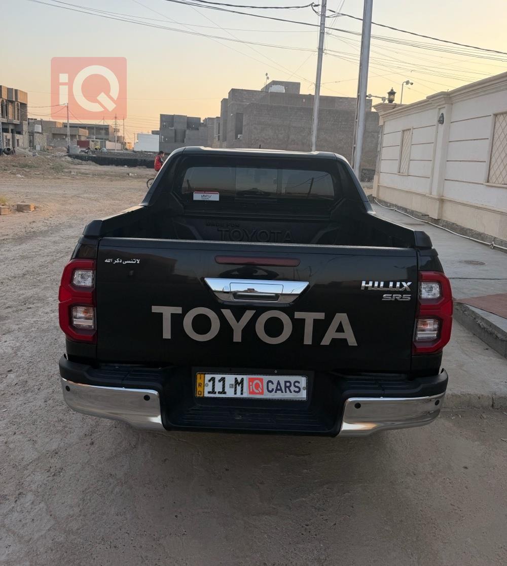 تويوتا هايلوكس